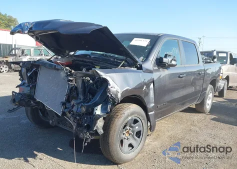 2022 Ram 1500 Big Horn 4X4 5'7 Box из США, поврежденный, VIN 1C6RRFFG8NN426878